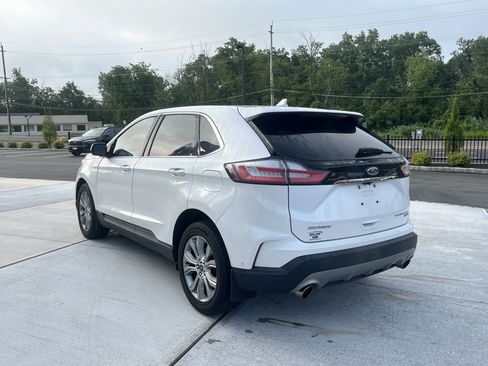 Used 2019 Ford Edge Titanium w/ Equipment Group 301A AWD/4WD image 4