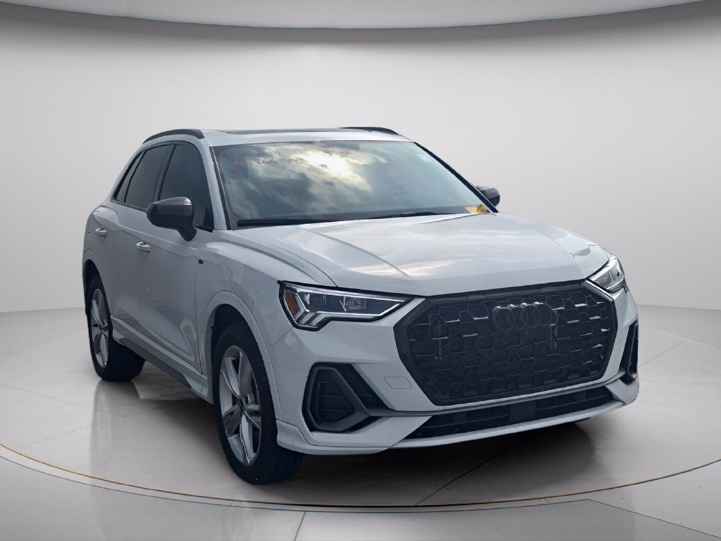 Used 2022 Audi Q3 2.0T Premium Plus AWD/4WD image 4