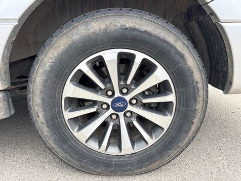 Used 2016 Ford Expedition EL XLT w/ Equipment Group 202A AWD/4WD image 21