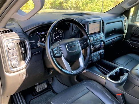 Used 2023 GMC Sierra 3500 Denali w/ Denali Ultimate Package image 12