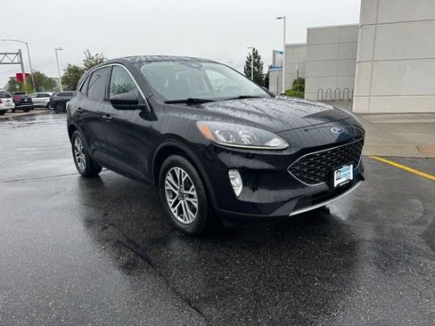 Used 2022 Ford Escape SEL w/ Class II Trailer Tow Package AWD/4WD image 1
