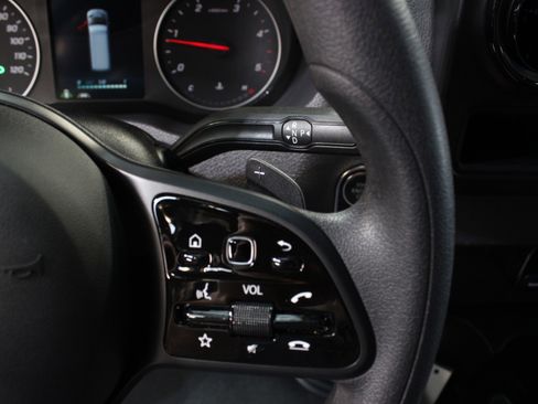 Used 2024 Mercedes-Benz Sprinter 2500 image 54