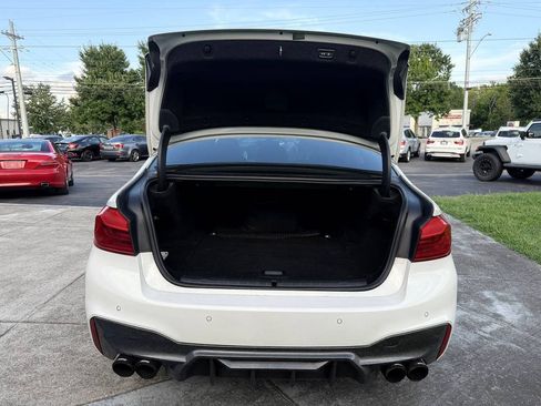 Used 2019 BMW 530e w/ M Sport Package RWD image 9
