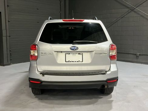 Used 2015 Subaru Forester 2.5i Premium w/ All-Weather Package AWD/4WD image 5