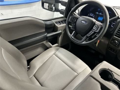 Used 2022 Ford F350 XL w/ Power Equipment Group image 12