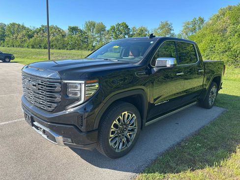 Used 2024 GMC Sierra 1500 Denali Ultimate AWD/4WD image 2