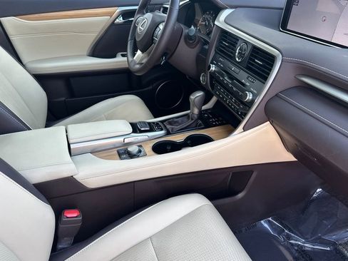 Used 2019 Lexus RX 350 350 w/ Navigation Package image 16