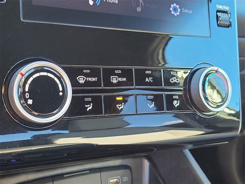 Used 2023 Hyundai Santa Cruz SE image 25