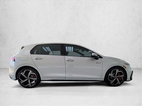 Used 2025 Volkswagen GTI SE FWD image 4