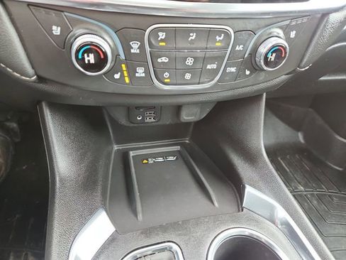 Certified 2023 Chevrolet Traverse Premier w/ Redline Edition image 18