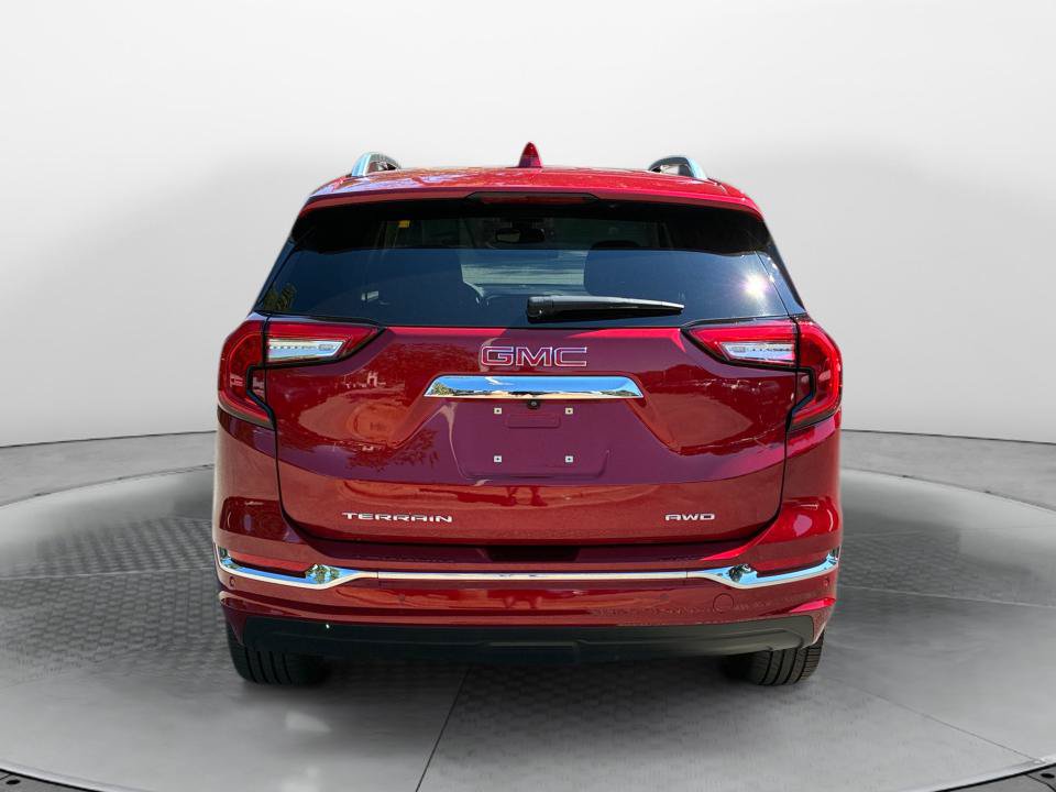 Used 2024 GMC Terrain Denali AWD/4WD image 6