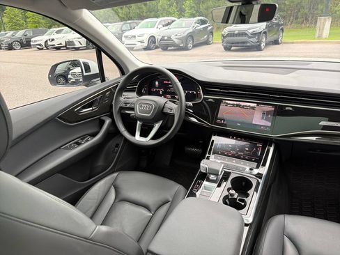 Used 2022 Audi Q7 2.0T Premium w/ Convenience Package AWD/4WD image 39