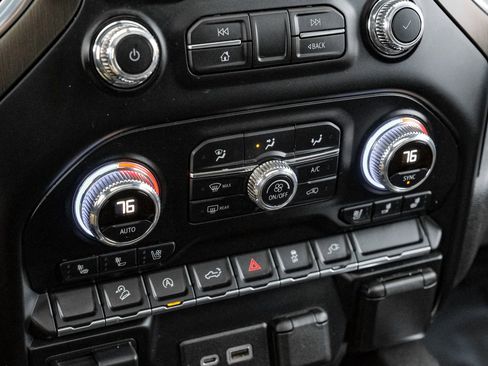 Used 2021 GMC Sierra 1500 AT4 w/ AT4 Preferred Package image 27