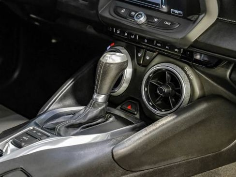 Used 2018 Chevrolet Camaro SS RWD image 30