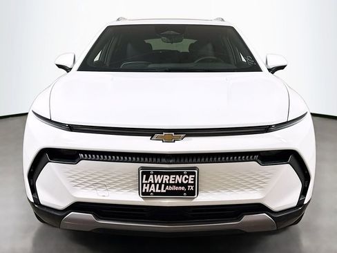 New 2025 Chevrolet Equinox EV LT w/ Convenience Package II image 2