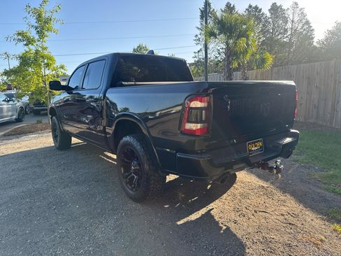 Used 2019 RAM 1500 Laramie AWD/4WD image 20