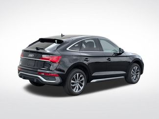 Used 2023 Audi Q5 2.0T Premium Plus w/ Premium Plus Package AWD/4WD video 3
