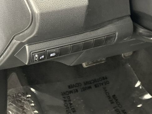 Used 2024 Toyota Corolla LE image 12