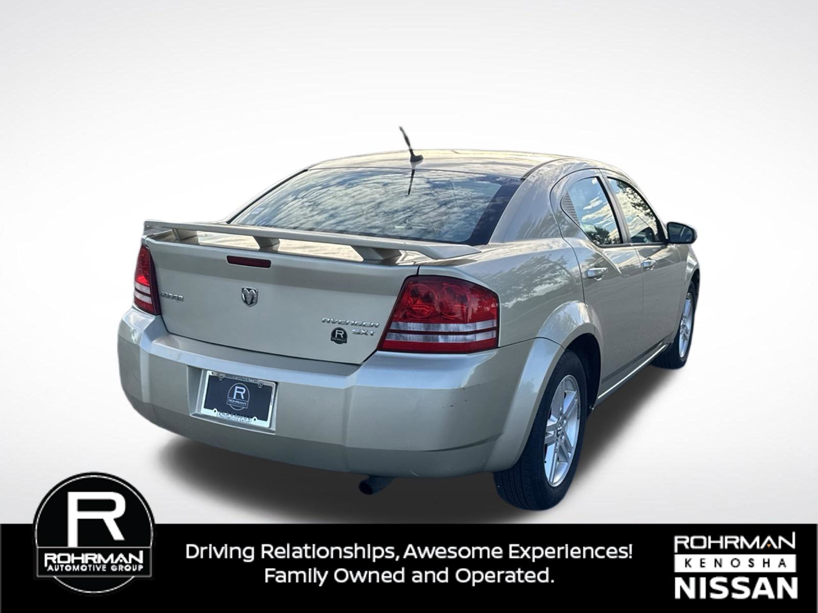 Used 2010 Dodge Avenger R/T FWD image 5