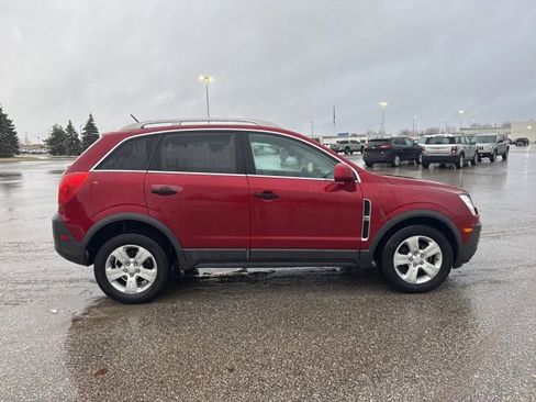 Used 2013 Chevrolet Captiva Sport LS image 4