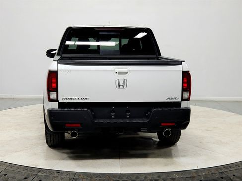 Used 2023 Honda Ridgeline Black Edition image 6