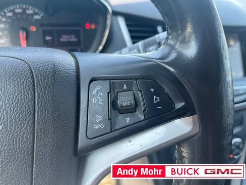 Used 2018 Chevrolet Trax LT w/ LT Convenience Package FWD image 22