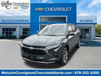 New 2025 Chevrolet Trax LT w/ Driver Confidence Package