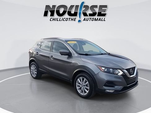 Used 2022 Nissan Rogue Sport SV w/ Technology Package image 2