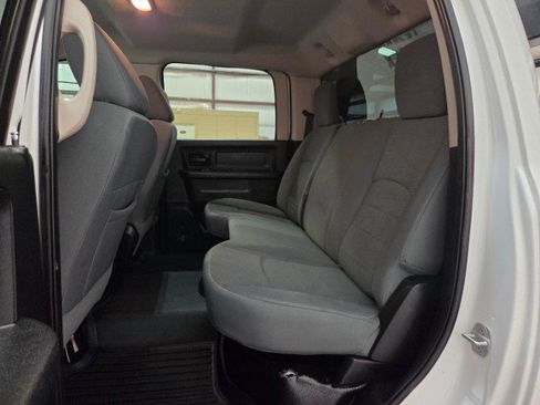 Used 2013 RAM 3500 Tradesman w/ Chrome Appearance Group image 10