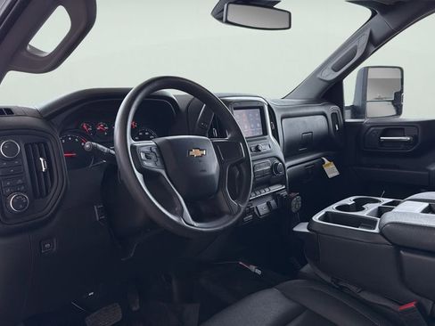 Used 2025 Chevrolet Silverado 2500 W/T w/ WT Convenience Package image 17