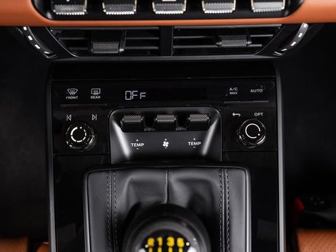 Used 2026 Porsche 911 GT3 RWD image 40