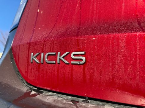 New 2026 Nissan Kicks SR w/ Cold Weather Package image 9