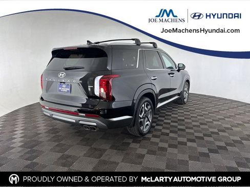Certified 2025 Hyundai Palisade Limited image 9