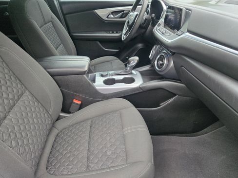 Used 2021 Chevrolet Blazer LT image 12