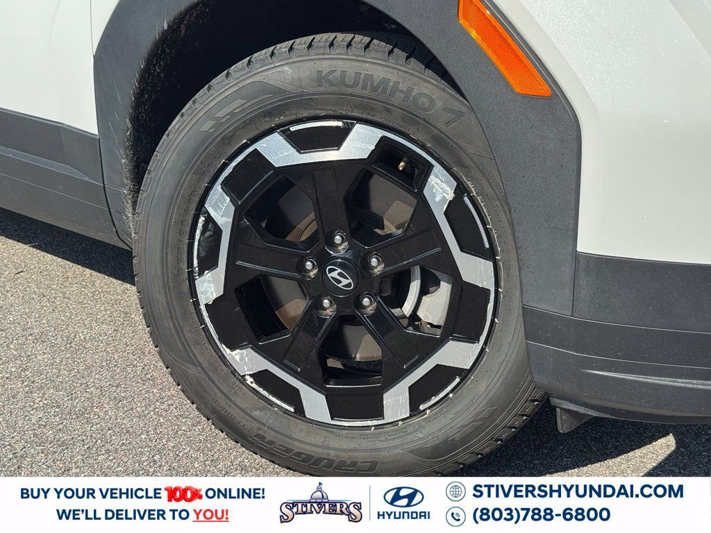 Used 2024 Hyundai Santa Fe SE FWD image 4