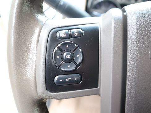 Used 2013 Ford F350 Lariat w/ Lariat Interior Pkg image 31