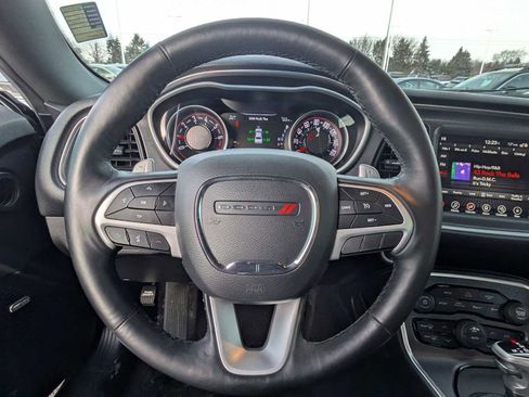 Used 2017 Dodge Challenger GT w/ Driver Convenience Group image 19