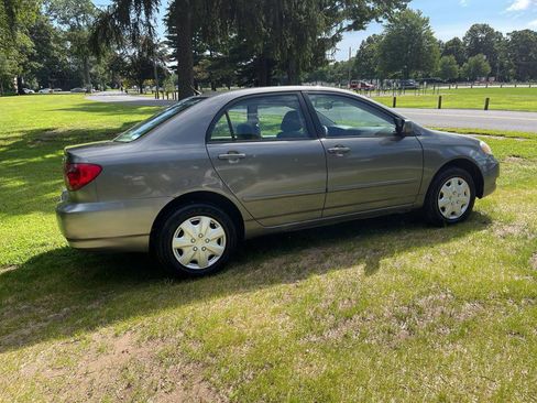 Used 2006 Toyota Corolla LE image 11