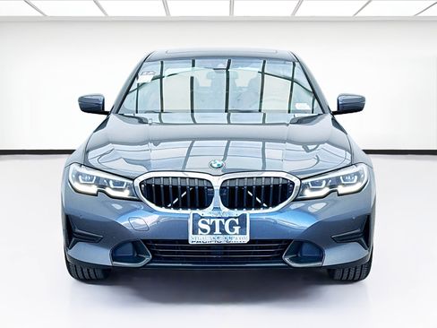 Used 2021 BMW 330i Sedan w/ Driving Assistance Package image 2