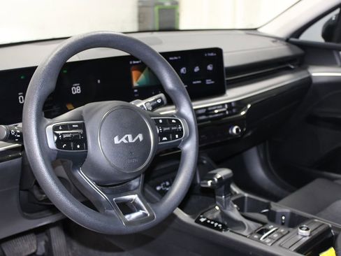 Used 2025 Kia K5 LXS image 16