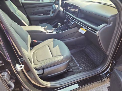 New 2025 Hyundai Santa Cruz SEL image 9