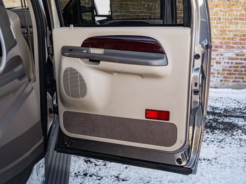 Used 2003 Ford Excursion Limited image 38