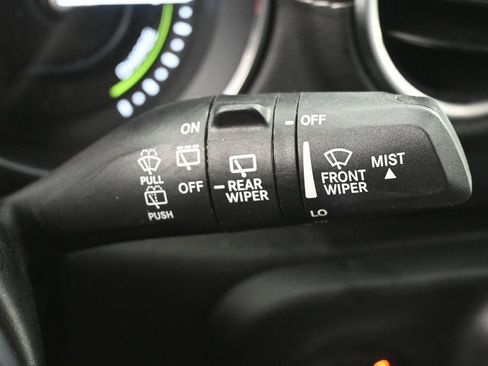 Used 2023 Jeep Wrangler Unlimited Sahara w/ Cold Weather Group AWD/4WD image 18