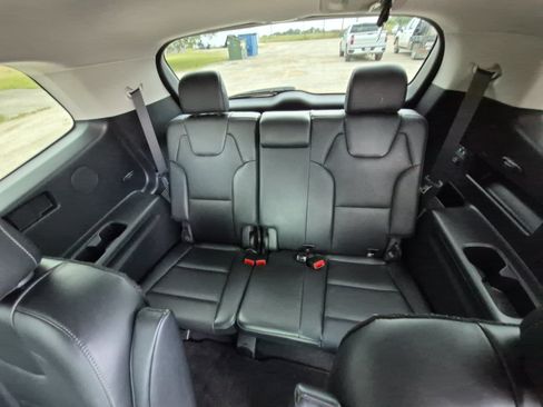 Used 2025 Kia Telluride S FWD image 25