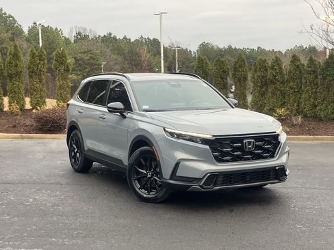 Certified 2023 Honda CR-V Sport image 2