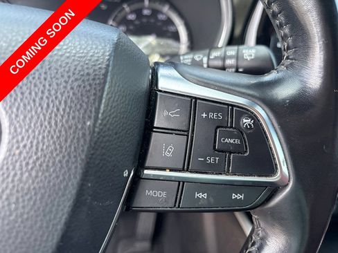 Used 2021 Toyota Highlander XSE AWD/4WD image 30