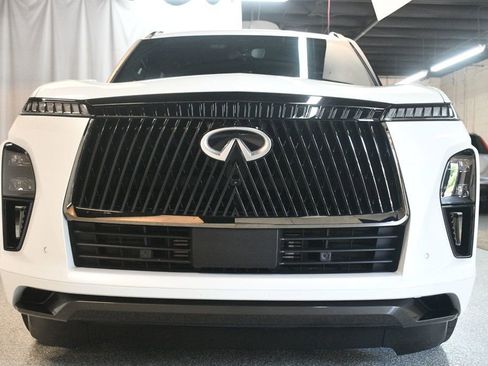 Used 2026 INFINITI QX80 Autograph w/ Premium Cargo Package AWD/4WD image 12