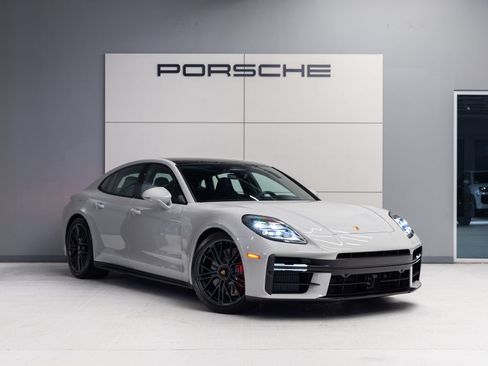 New 2026 Porsche Panamera GTS AWD/4WD image 9
