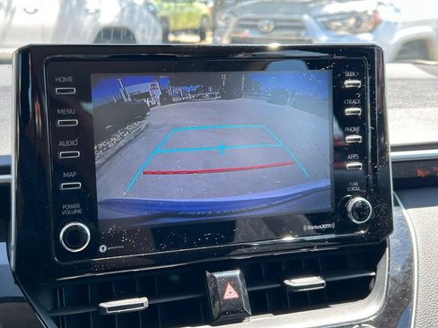 Used 2021 Toyota Corolla LE FWD image 26
