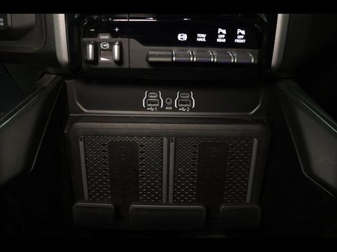 Used 2025 RAM 2500 Laramie w/ Night Edition image 24